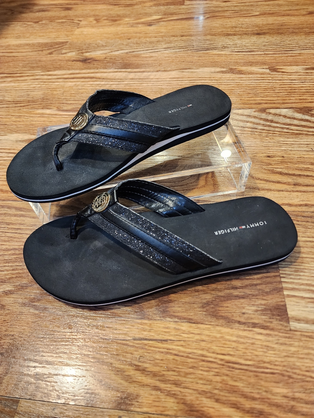 Tommy Hilfiger Black Glitter Strap Flipflop Sandals with Gold Toned Medallion